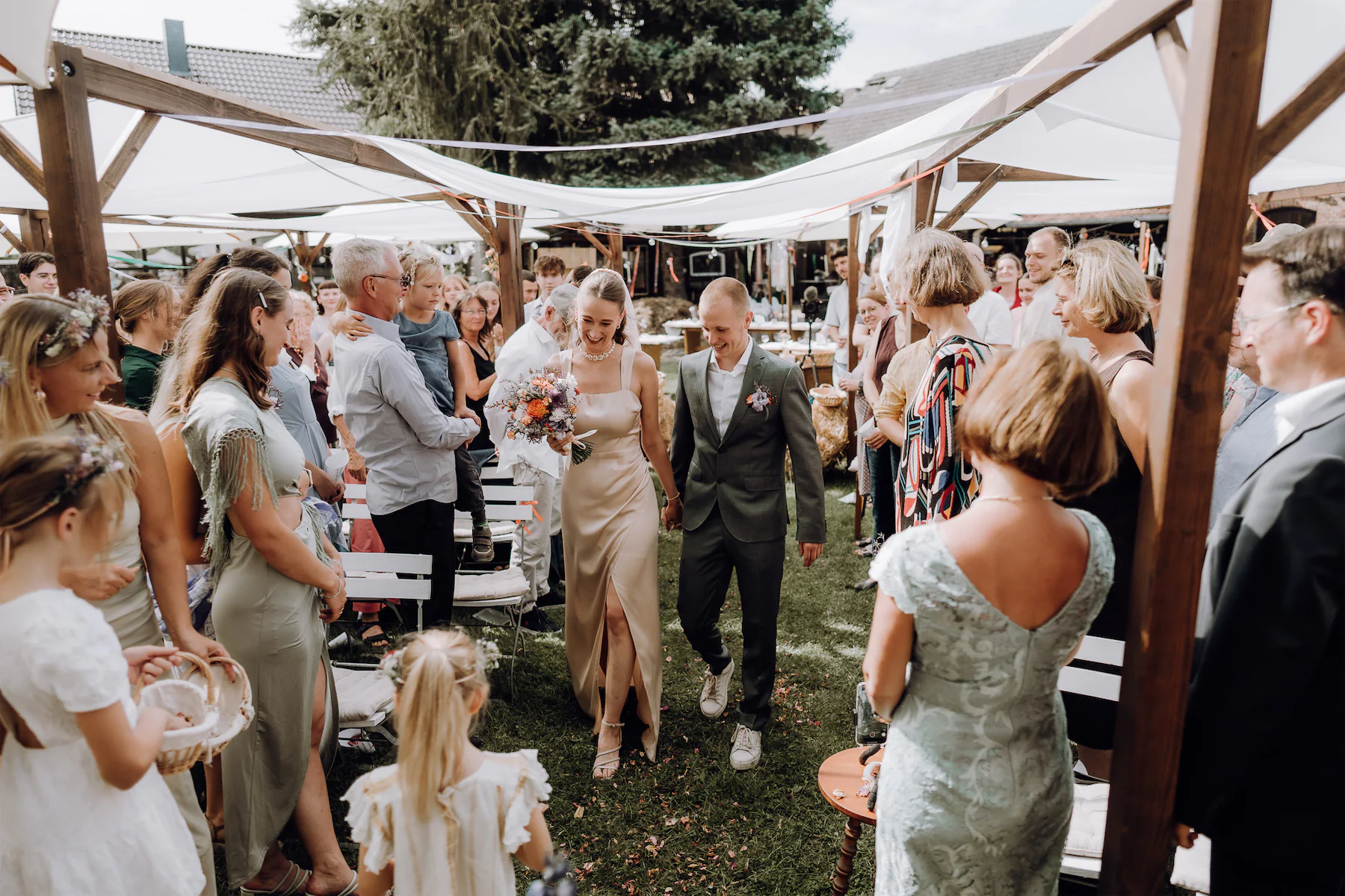 /storage/photos/HochzeitFesthofNirgendwo_089.webp