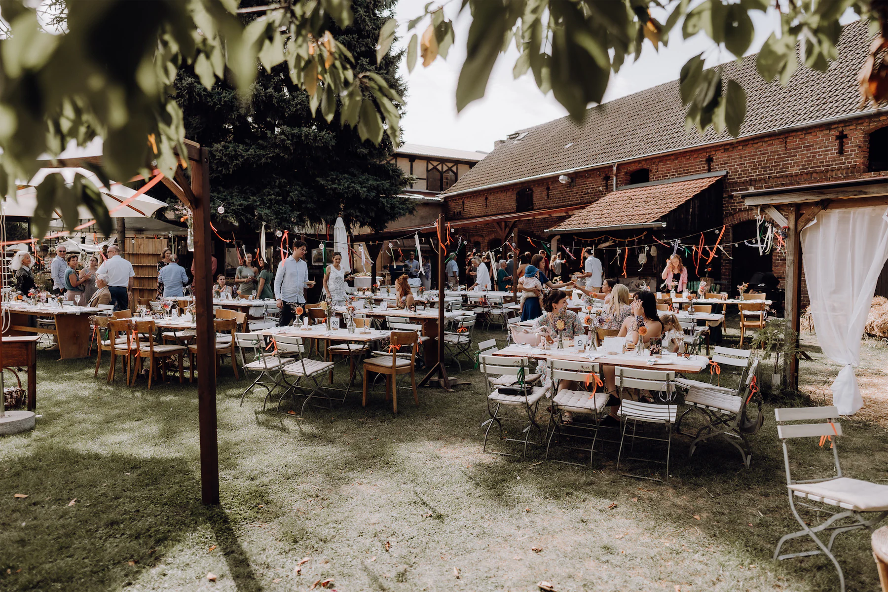 /storage/photos/HochzeitFesthofNirgendwo_122.webp